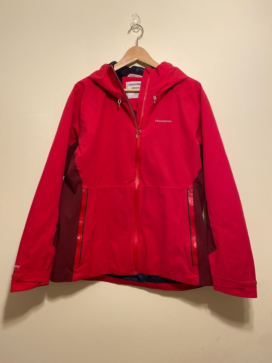 Craghoppers Jackets & Blazers - Craghoppers Bright Red Hooded Outdoor Jacket with Dark Red Panels. Size XL